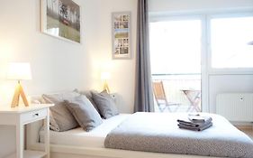 Studio In Dresden Neustadt Balcony And Parking